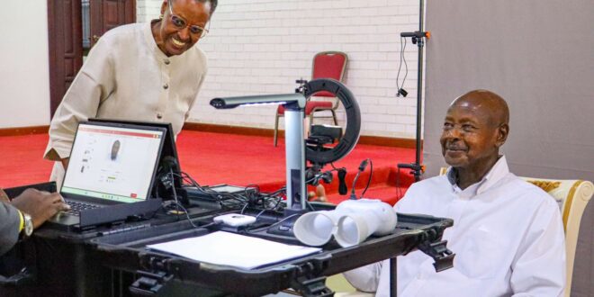 President-Y.K.-Museveni-and-the-First-Lady-Renewing-their-national-IDs