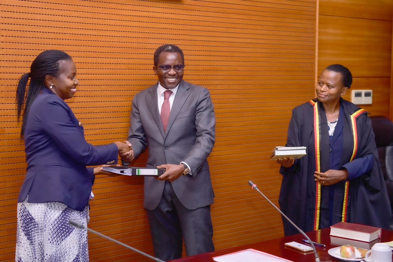 dr.-kenneth-omona-officially-hands-over-office-to-new-pps,-gloria-asio-omaswa-–-plus-news