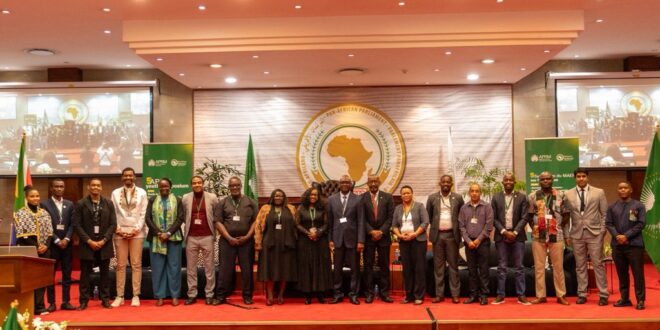 Egyptian Delivers Youth Conference Outcomes to Johannesburg Mayor The