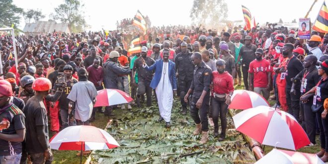 Presidential CampaignsElectoral Commission Condemns Violence in Kyagulanyis Campaigns