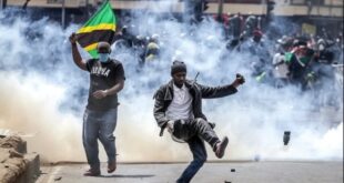 Tanzania Boils After Disputed Election Curfew Chaos and Cross Border Clashes