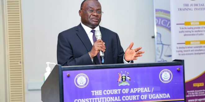 Chief Justice Presides over Mediation Training for Western Region Mediators