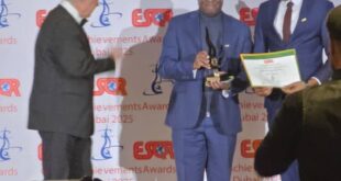 KIU WINS PRESTIGIOUS ESQR QUALITY ACHIEVEMENT AWARD IN DUBAI