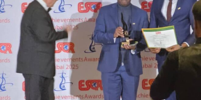 KIU WINS PRESTIGIOUS ESQR QUALITY ACHIEVEMENT AWARD IN DUBAI