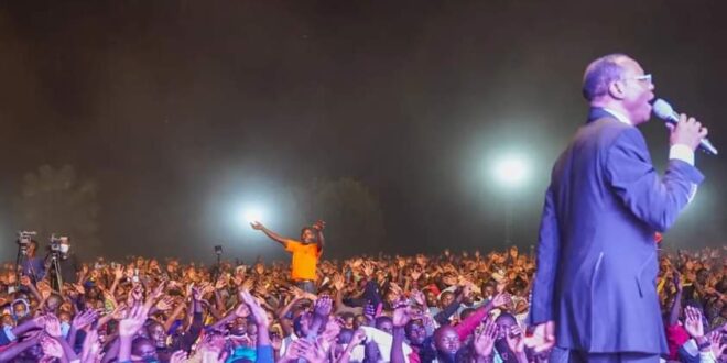 2025 New Year Eve Pastor Senyonga Blesses Believers ahead of
