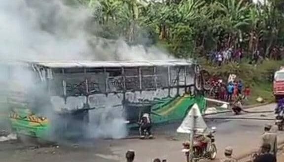 Link Bus Catches Fire While In Its Transit Along Kasese–Fort