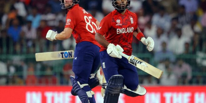 England beat New Zealand in Super 8 clash