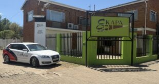 Mantashe returns to Ekapa Mine where five workers remain trapped