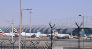 Airline stocks slide as passengers scramble to leave Middle East