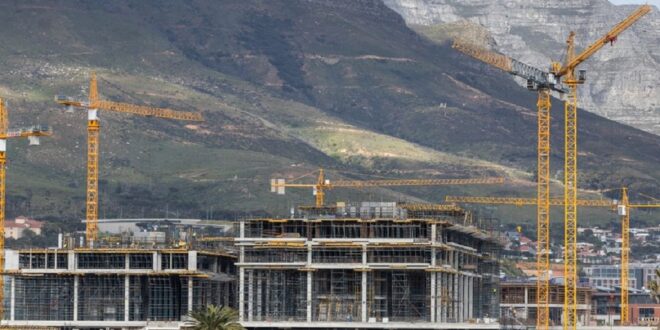 Construction companies urged to hire South Africans
