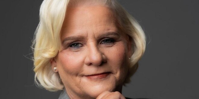 South African Broadcasting Corporation (SABC) News and Current Affairs Group Executive Deidre Uren as News and Current Affairs Group Executive.