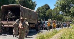 Deployed soldiers arrive in Riverlea amid gang violence crackdown