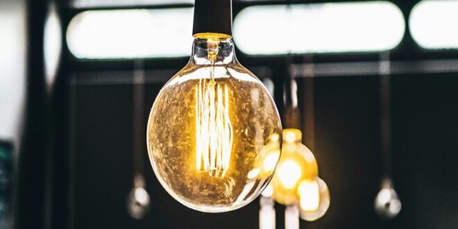 A light bulb switched on.