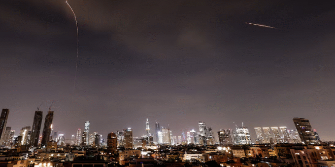 Iran threatens Strait of Hormuz closure amid US strike warning