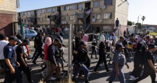 Seminar discusses gangsterism scourge in the country