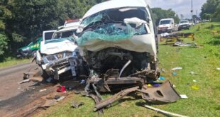 The scene of a head-on crash in Bredell, Kempton Park on 18 March 2026.