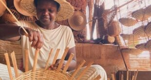 Scene of wicker basket making (Photo: @benin_tourisme_vibrant)